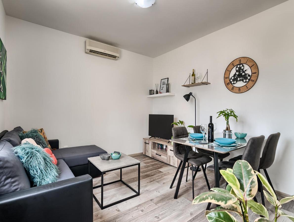 Apartment Joelle Pula Zewnętrze zdjęcie