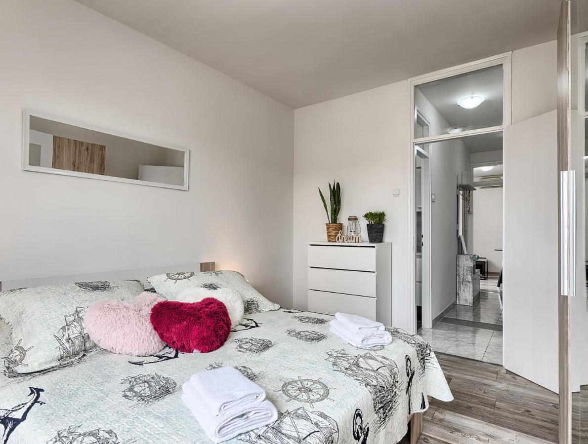 Apartment Joelle Pula Zewnętrze zdjęcie