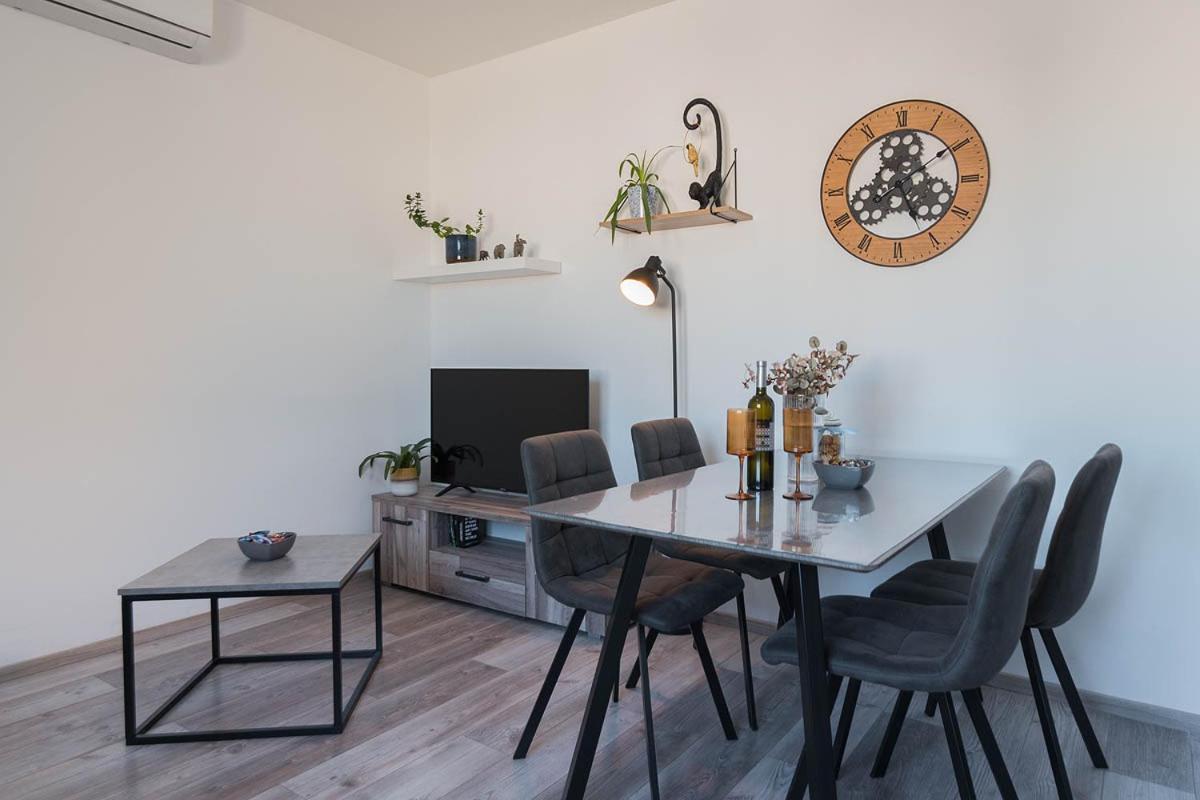 Apartment Joelle Pula Zewnętrze zdjęcie